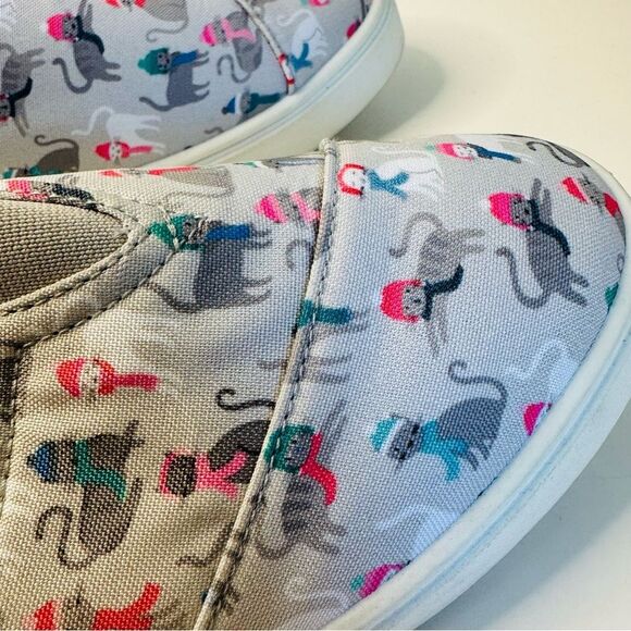 Isaac Mizrahi Cat Print Slip‎ On Shoes Size 9 - Picture 2 of 8
